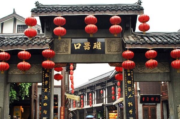 发放200万元消费券!畅享天衢·欢乐迎春 德百集团“潮动中国年”启动